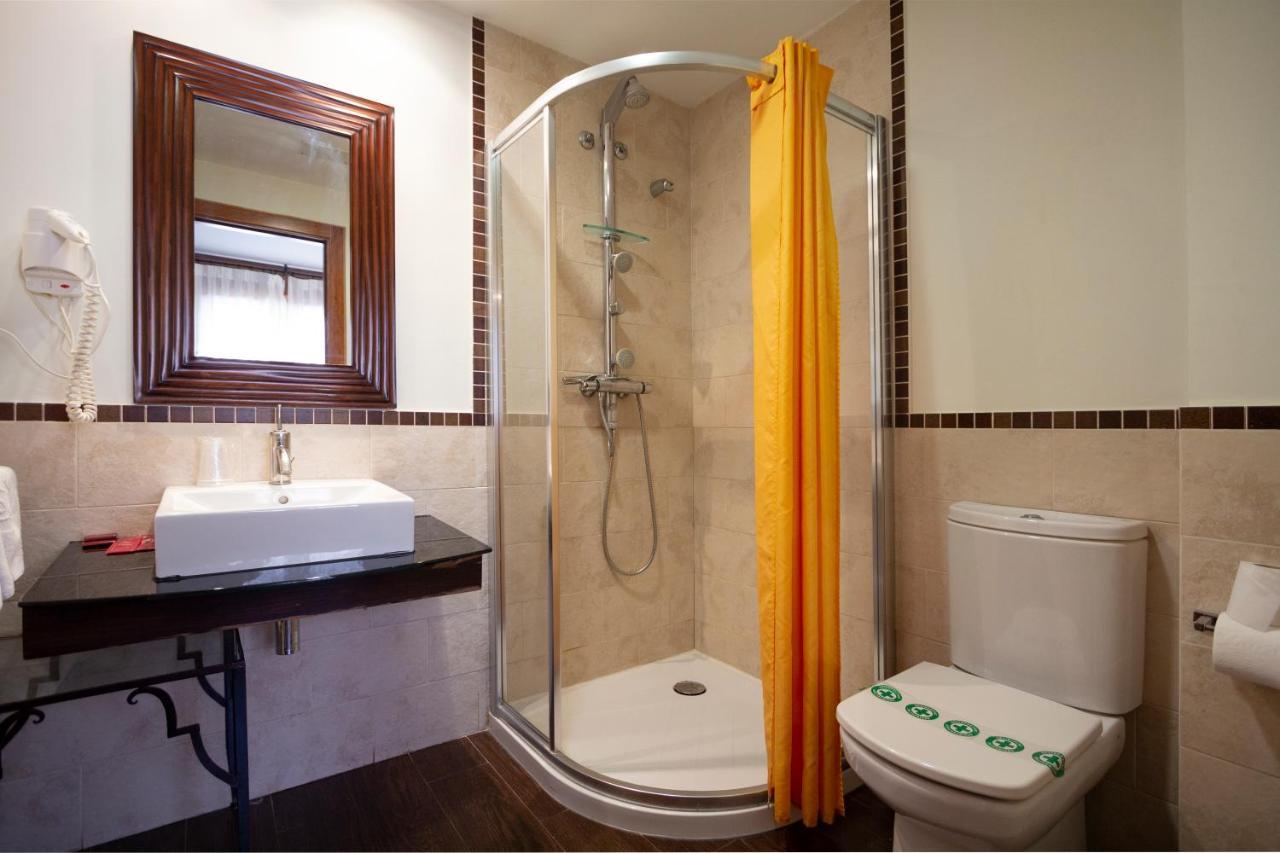 Hostal Los Canteros Golmayo Exteriér fotografie